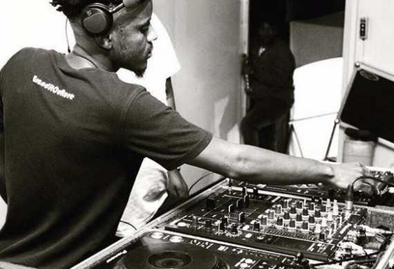 ThackzinDJ Ft. Kabza De Small - Jumpa Jumpa