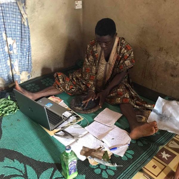 See The Viral Photos Of A Clean And Educated Babalawo