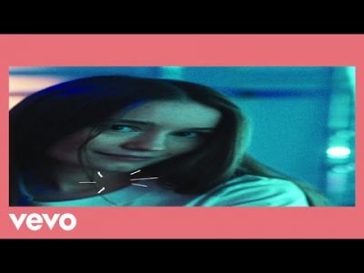 VIDEO: Sigrid - Don't Feel Like Crying