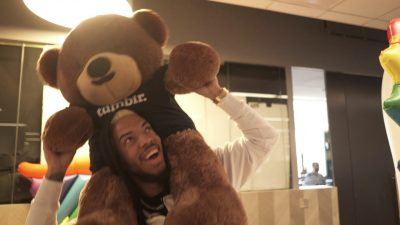 VIDEO: Elhae - Rollin' (Me & You)