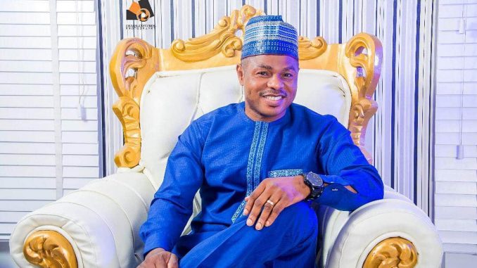 Gospel singer, Yinka Ayefele Shows off his Triplets (Watch Video)