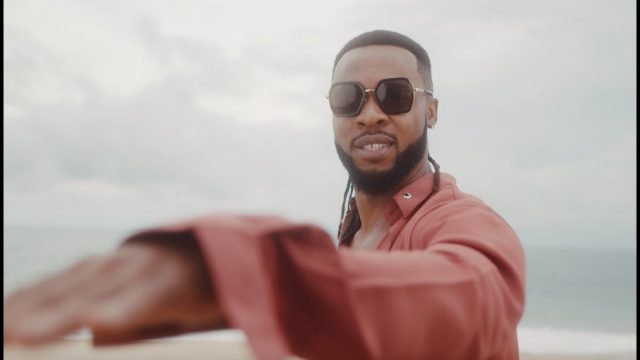 VIDEO: Flavour Ft. Chidinma - Mma Mma