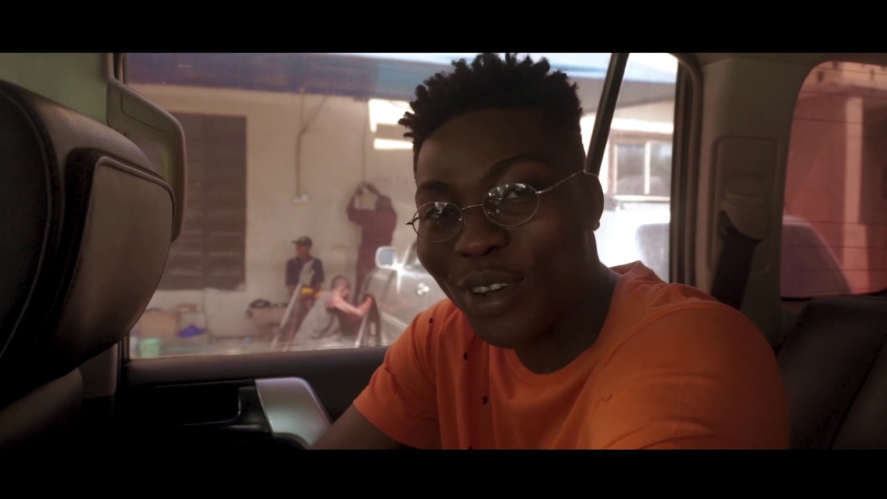 SO LOVELY!! Reekado Banks Surprise Fans With Christmas Gifts (Watch Video)