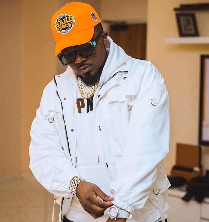 Ice Prince Make A Blunder In His Tweet And Mr Eazi React (Photos)