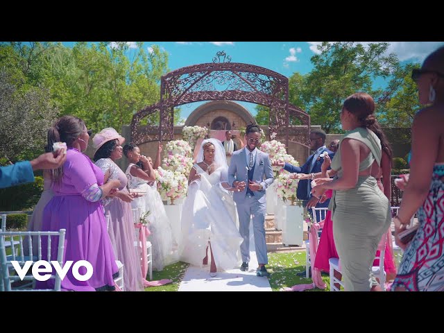 VIDEO: Lady Zamar - More and More