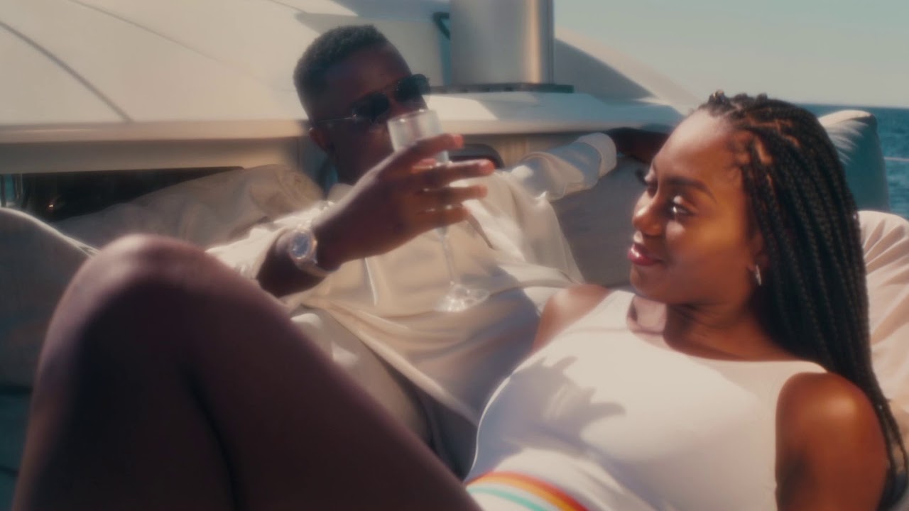 VIDEO: Sarkodie Ft. King Promise - Anadwo