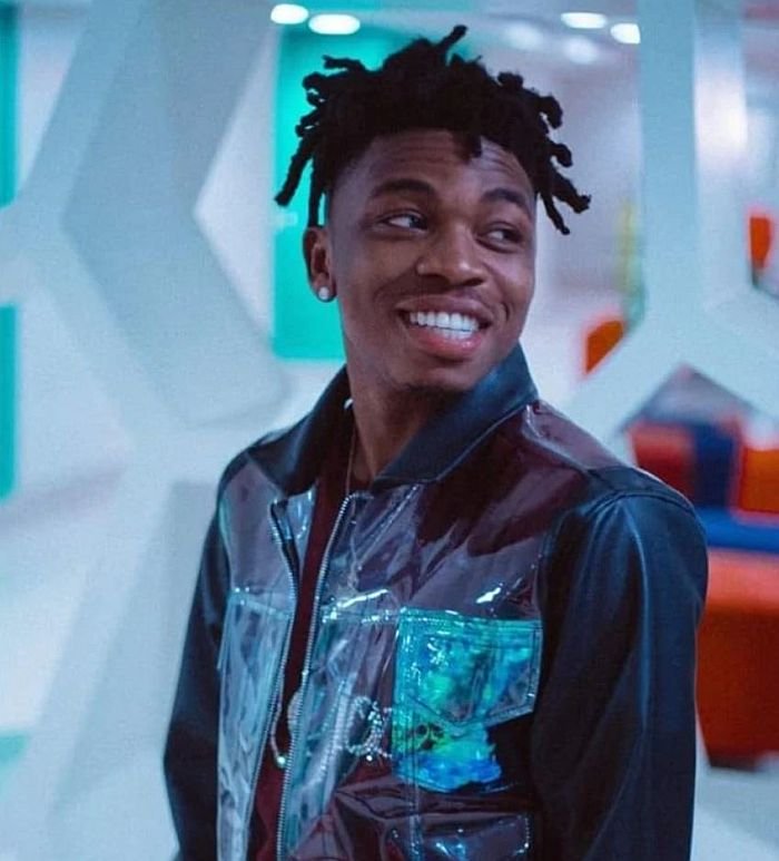 Mayorkun Issue Stern Warning To Visitors Over CoronaVirus and Using of Sanitizer