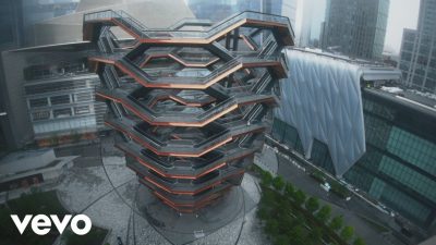 VIDEO: The Chainsmokers, ILLENIUM – TakeAway Ft. Lennon Stella