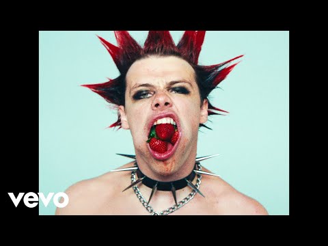 VIDEO: YUNGBLUD - Strawberry Lipstick Mp4 Download