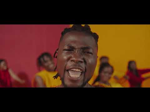 VIDEO: Tega Starr & Mr Eazi - French Kiss