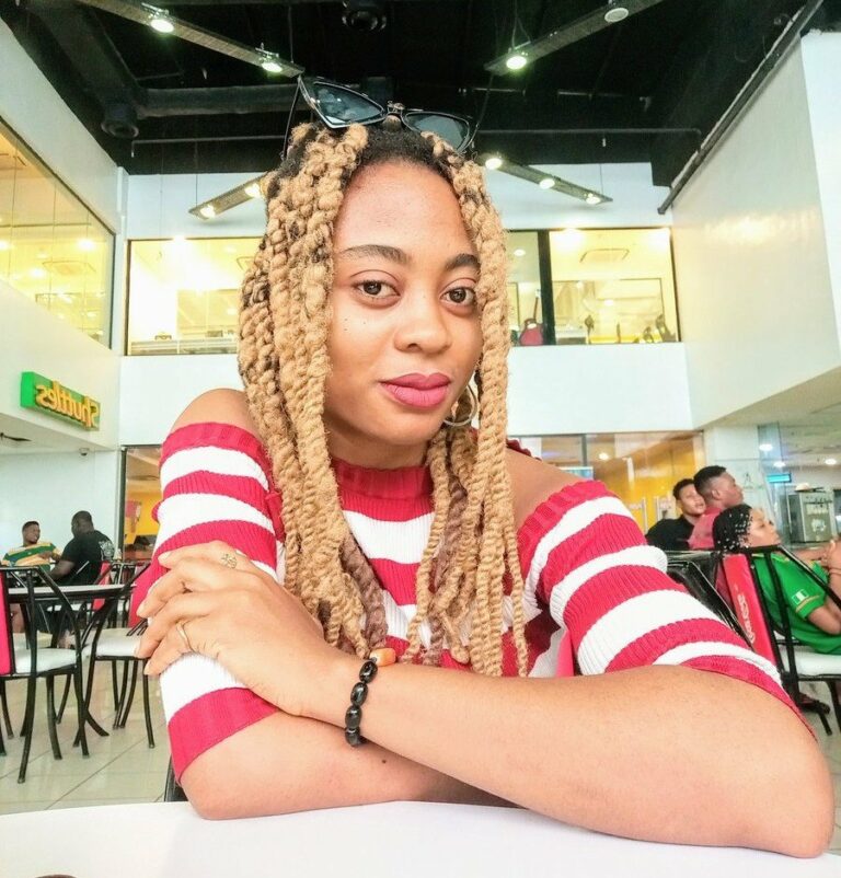 Shocking!!! Woman Narrates What Happened After NEPA Took Light When She Was Undergoing Surgery In Nigerian Hospital