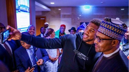 Nigerian President Muhammadu Buhari 'floors' Anthony Joshua - BBC News