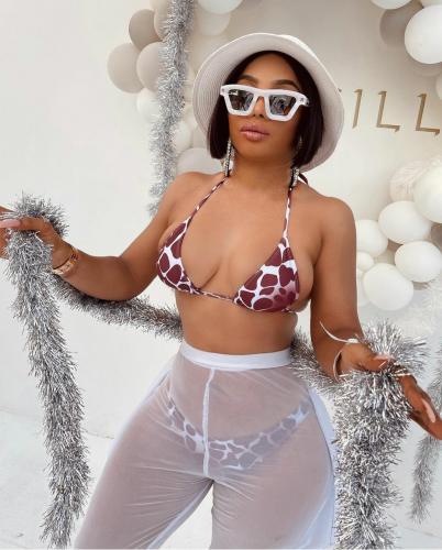 Toke Makinwa flaunts curves in skimpy bikini at pool party (photos)