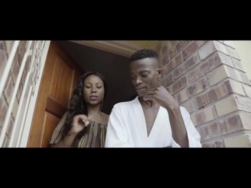 VIDEO: king Monada Ft. Mack Eaze - Ase Moruti
