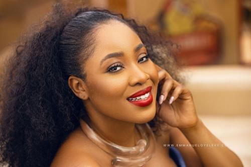”It’s the face for me” – BBNaija Mercy Eke hails BBNaija Erica’s beauty.