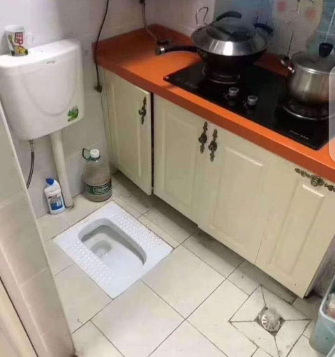 Nigerians Play a lot!!! See Some Hilarious Toilet Photos Shared by Twitter Users (photos)