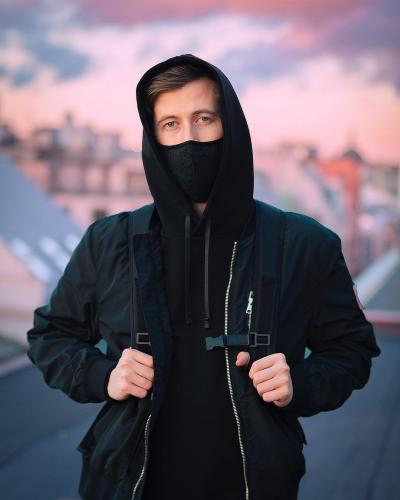 Alan Walker Ft. Isak - Sorry