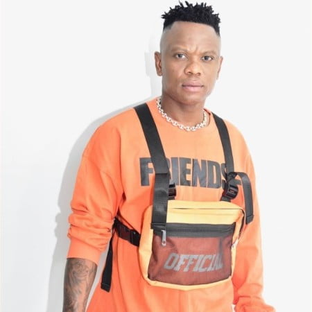 Achim - Zithobe Ft. Rethabile Khumalo, Zama Radebe, Morumba