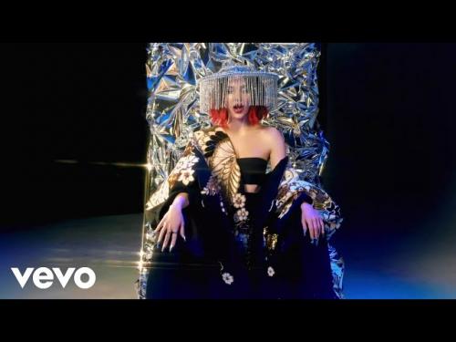 Dove Cameron - LazyBaby