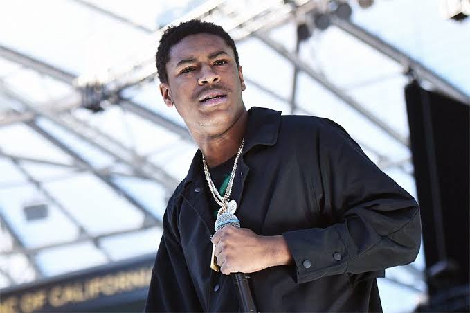 Teejayx6 Pay A Visit