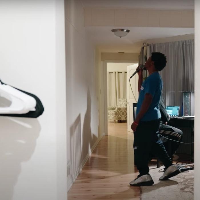 Deante' Hitchcock - Wait Until Summer (Freestyle)