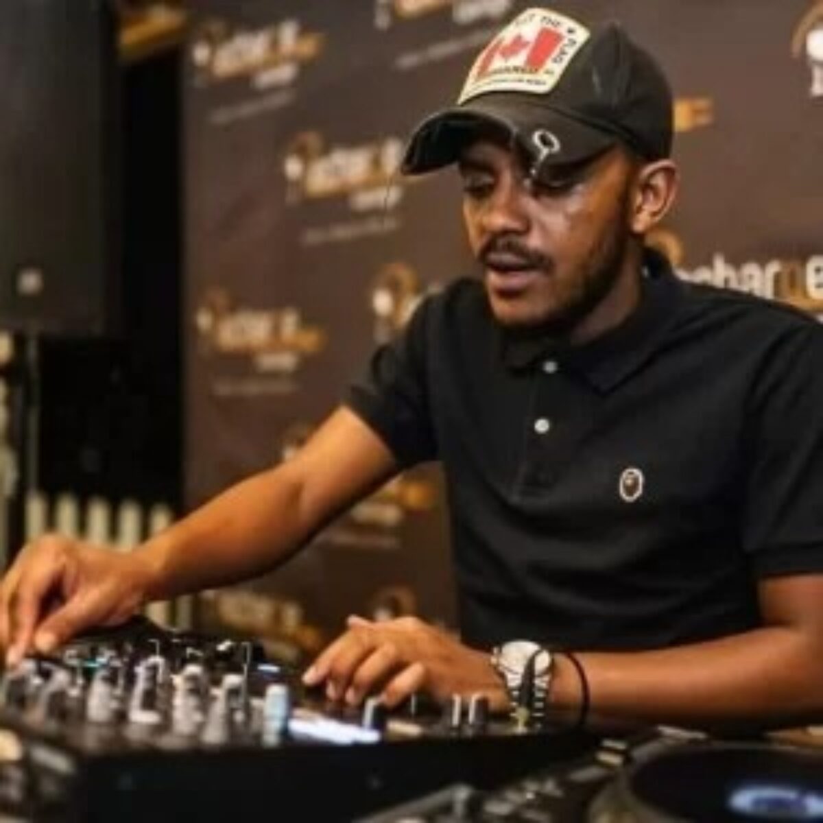 Kabza De Small & Mas Musiq - iNgoma Ft. Nokwazi, Mhawoo