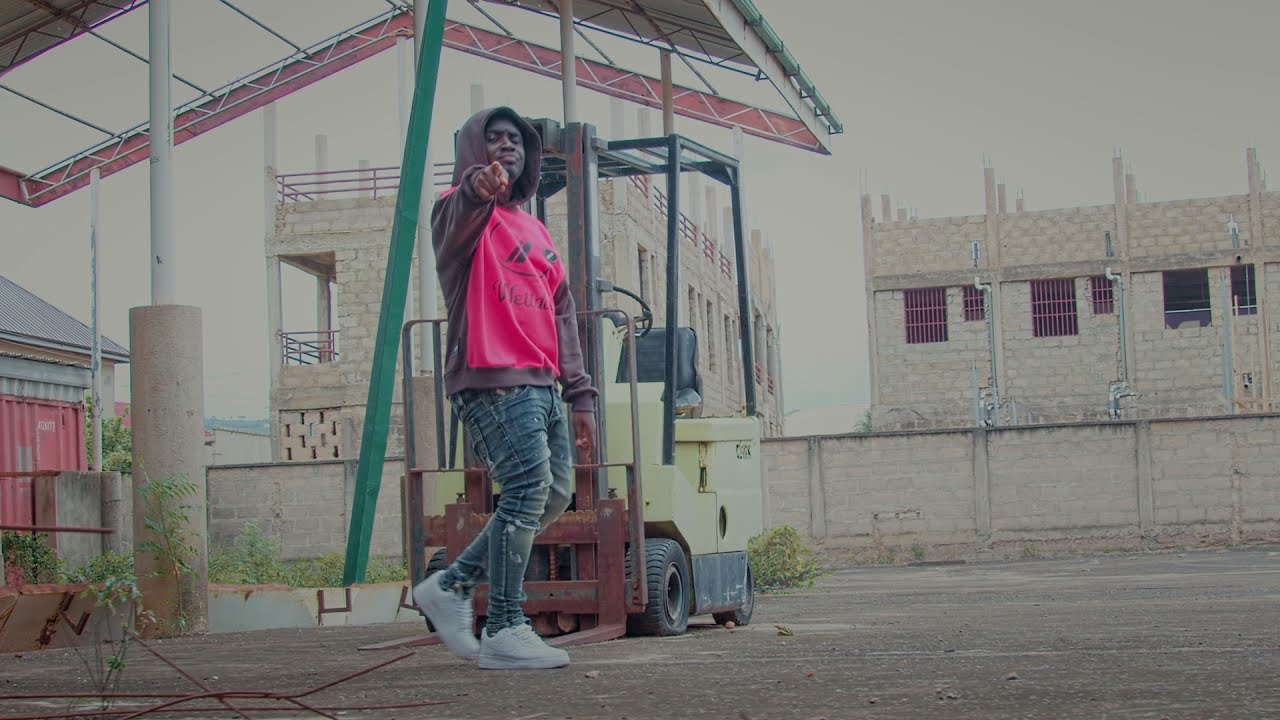 Kweku Smoke - Friends