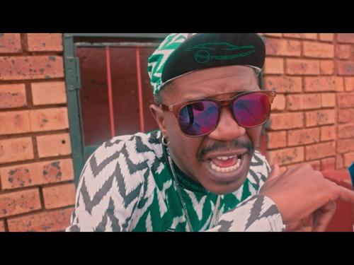 Dan Lu – Uziyankha Phone ft Vukani & Ntosh Gazi