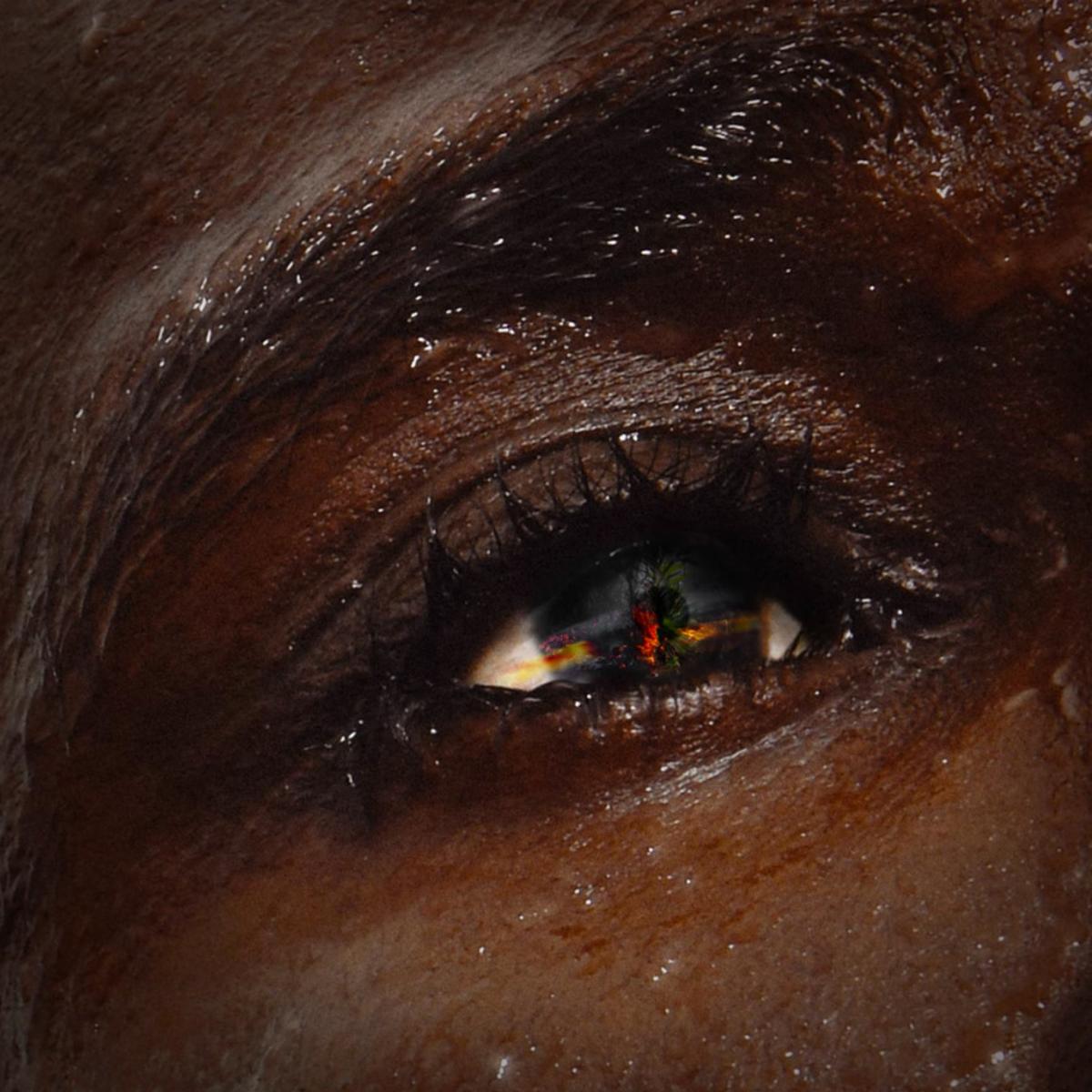 Kojey Radical Feat. Lex Amor - War Outside