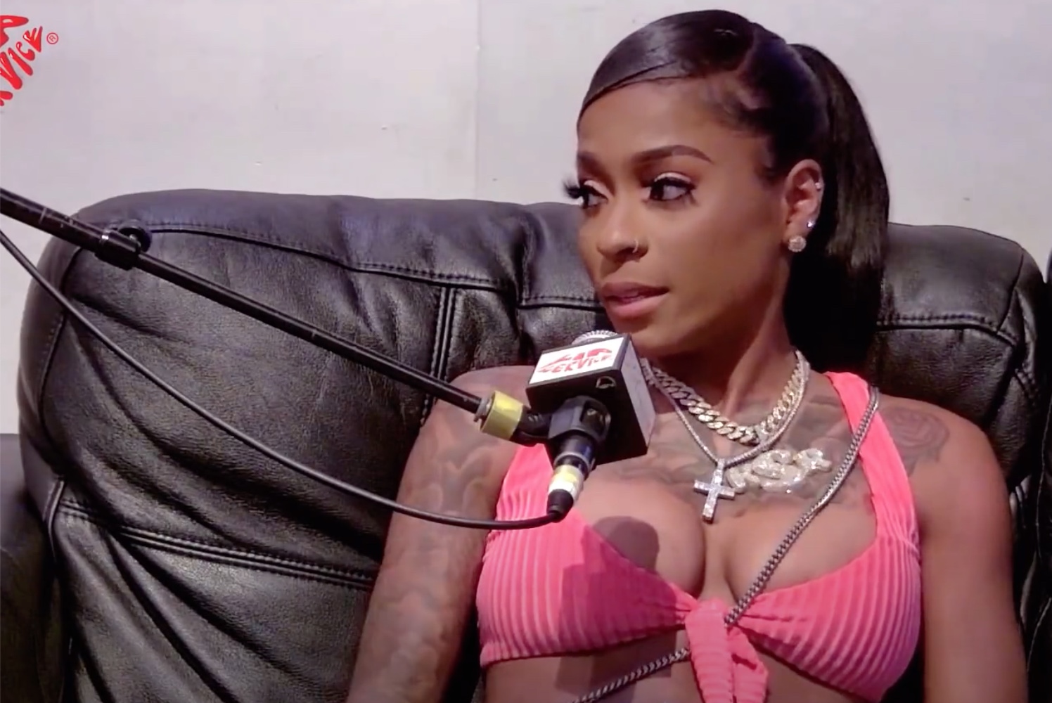 Hoodcelebrityy - Virgin