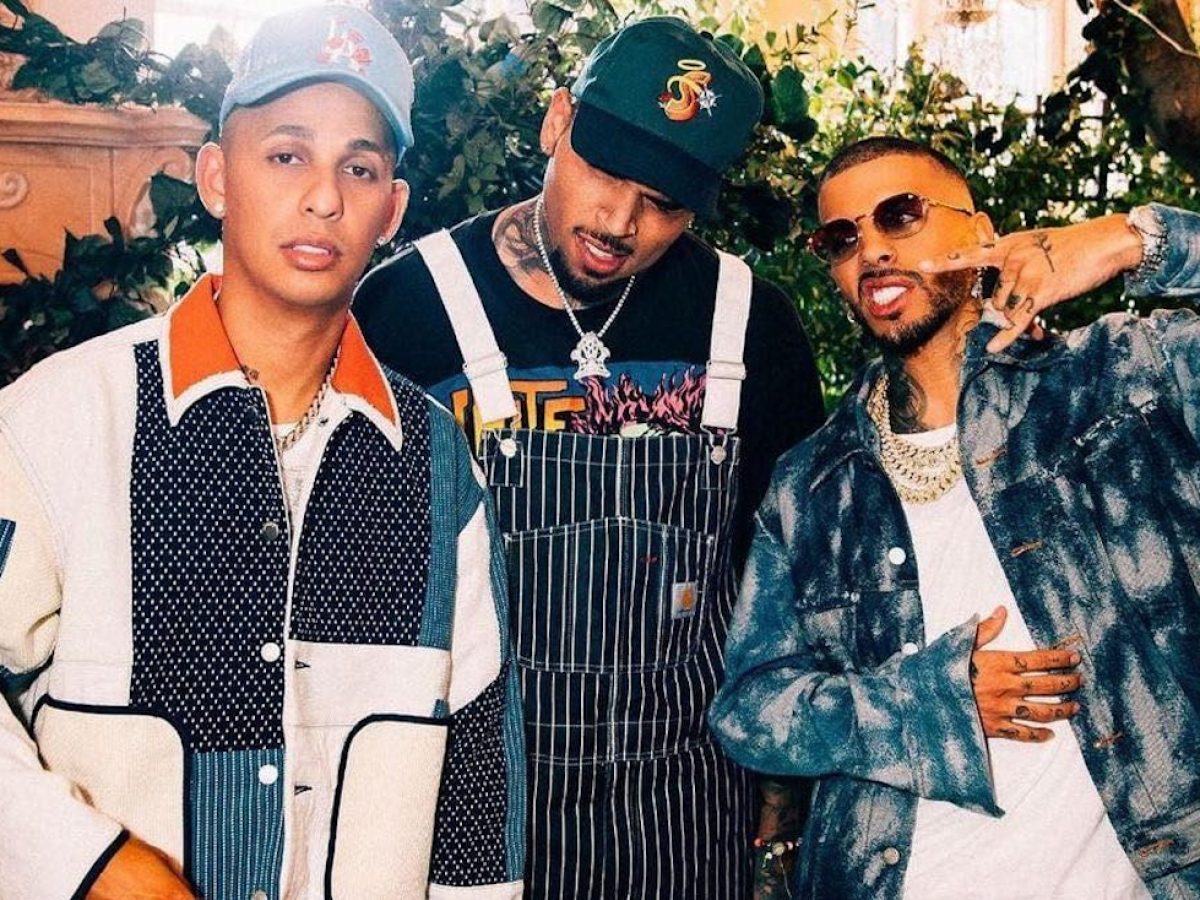 Rvssian, Rauw Alejandro & Chris Brown – Nostálgico