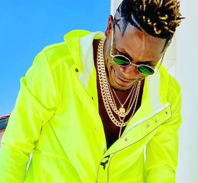 Shatta Wale - Ona (Prod. By Paq)