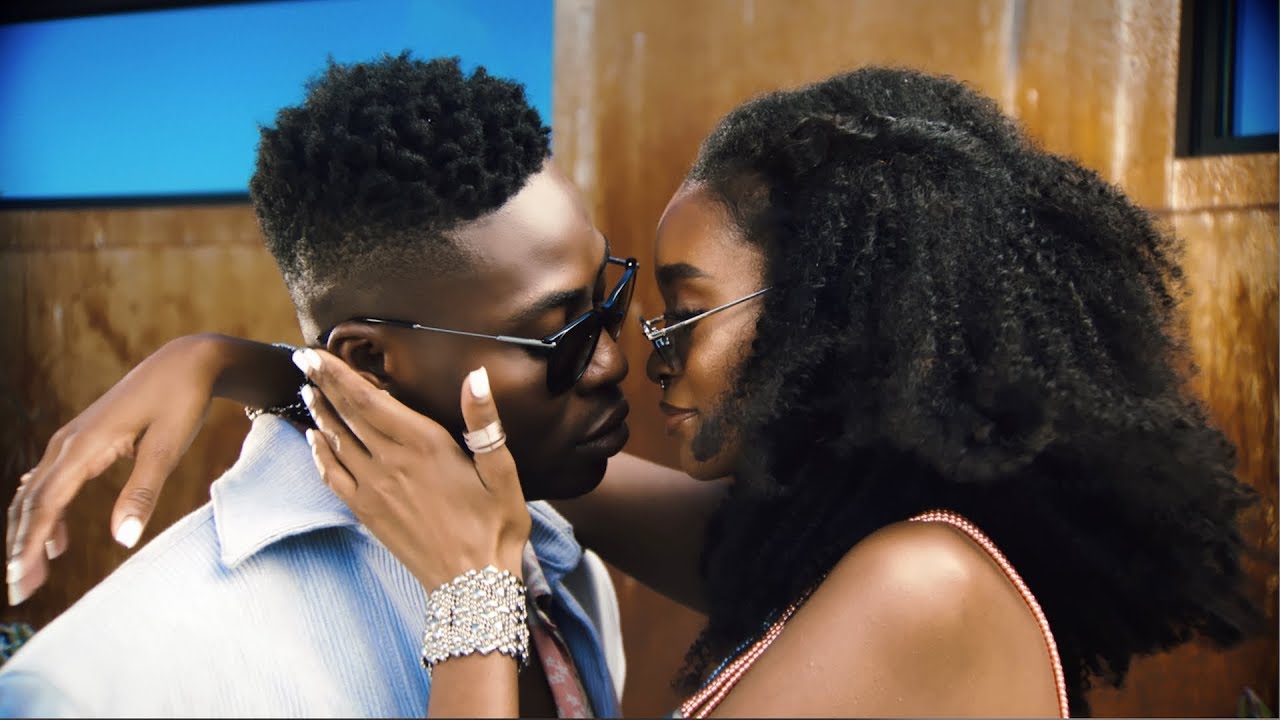 VIDEO: Reekado Banks - Ozumba Mbadiwe